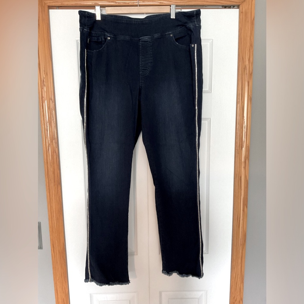 Belle by Kim Gravel 20W TripleLuxe Denim Jeans w/Crystal Trim